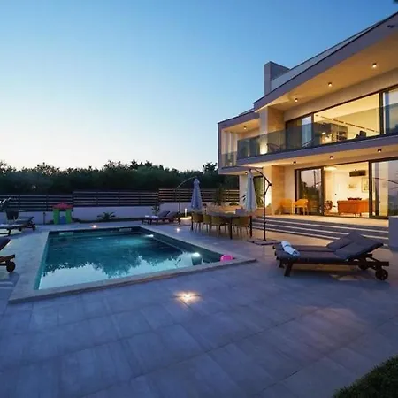Luce 호텔